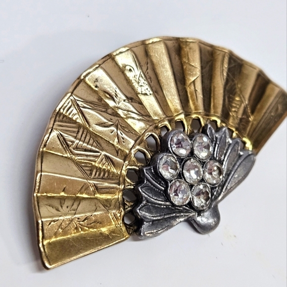 VINTAGE Rare Miriam Haskell Unsigned Two Tone Brass Rhinestone Fan Brooch Pin - Picture 3 of 8